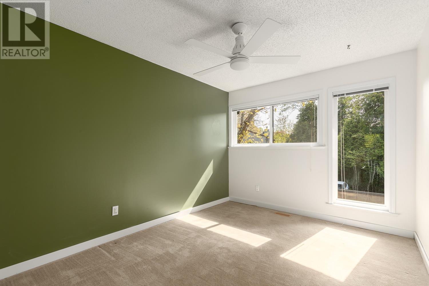 4754 Laurelwood Place, Burnaby, British Columbia  V5G 4B2 - Photo 21 - R2998701