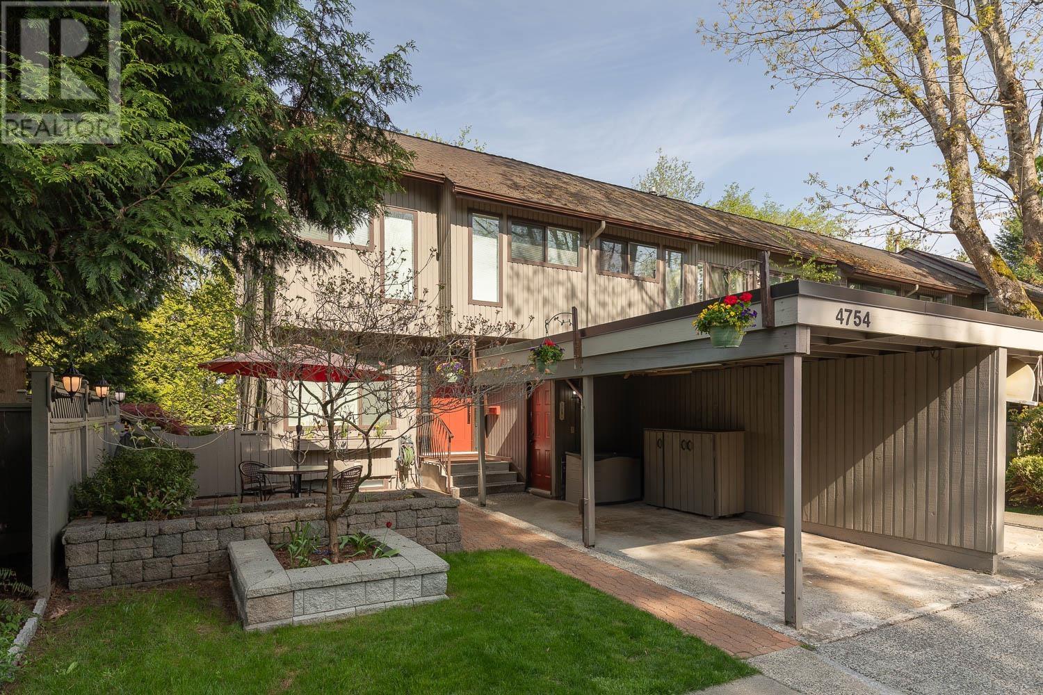 4754 Laurelwood Place, Burnaby, British Columbia  V5G 4B2 - Photo 1 - R2998701