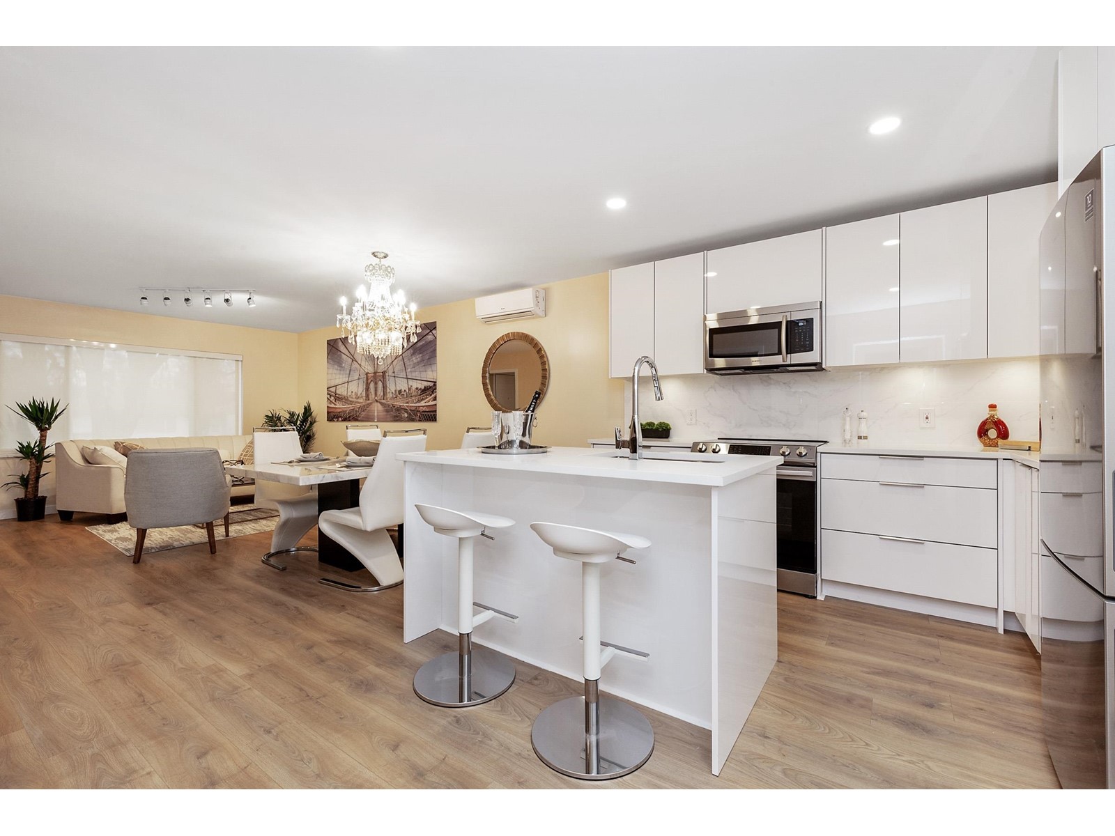 409 15739 Fraser Highway, Surrey, British Columbia  V4N 1G9 - Photo 6 - R3001191