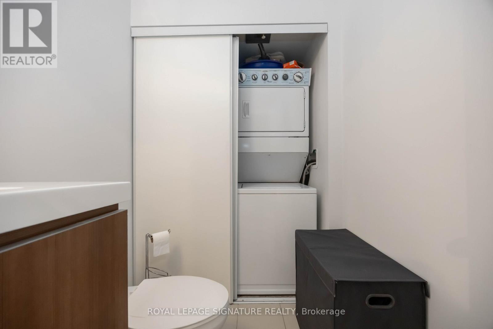 2006 - 105 George Street, Toronto, Ontario  M5A 2N4 - Photo 23 - C12144377
