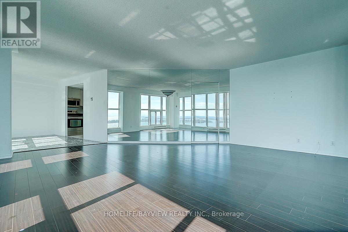3106 - 99 Harbour Square, Toronto (Waterfront Communities), Ontario  M5J 2H2 - Photo 15 - C12144450