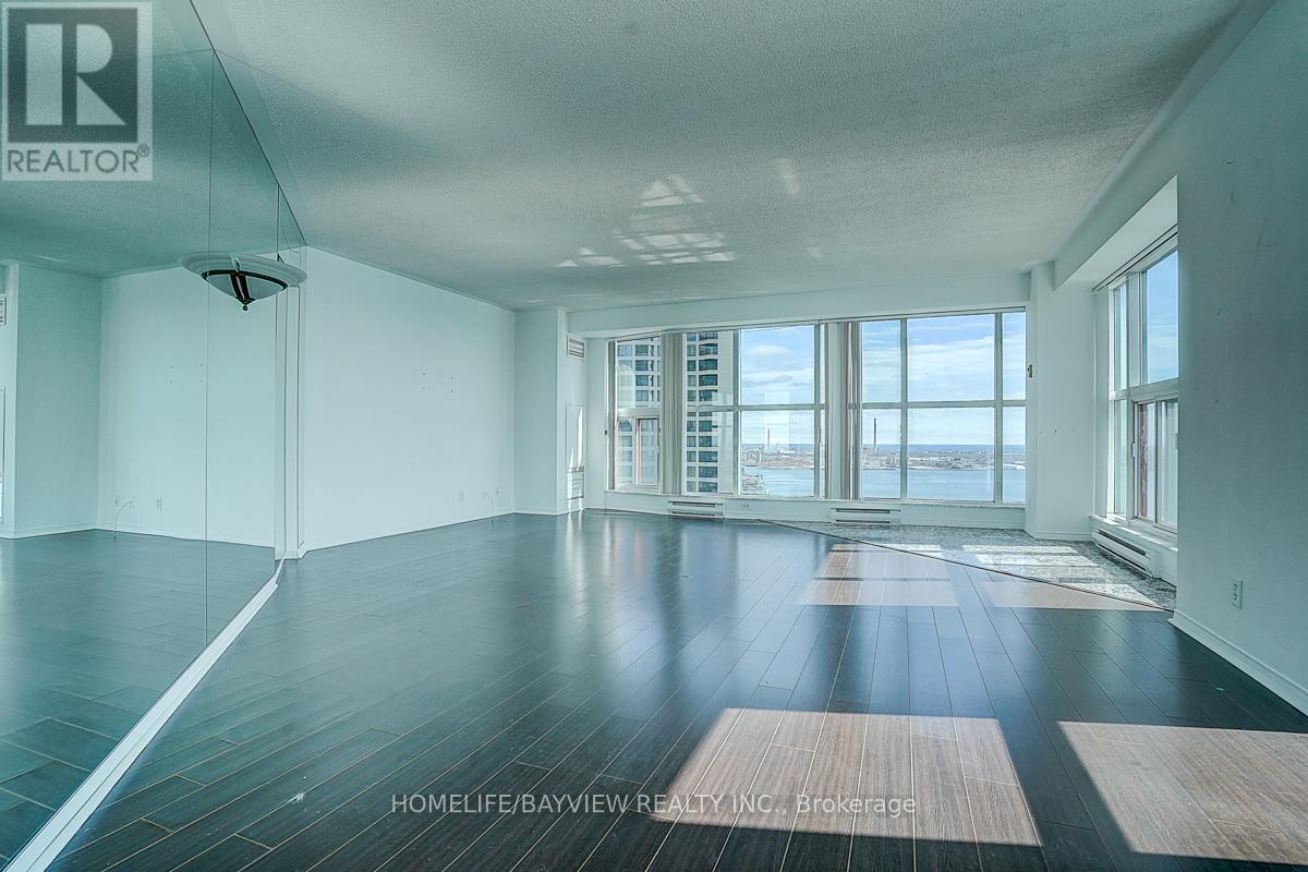 3106 - 99 Harbour Square, Toronto (Waterfront Communities), Ontario  M5J 2H2 - Photo 9 - C12144450