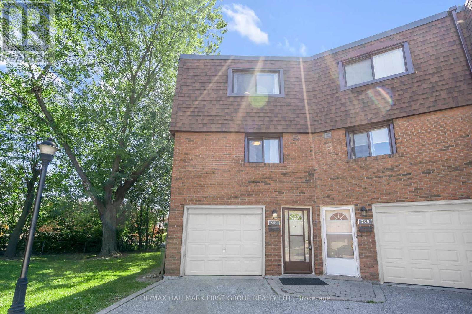360 SPRUCWOOD COURT, Toronto, Ontario