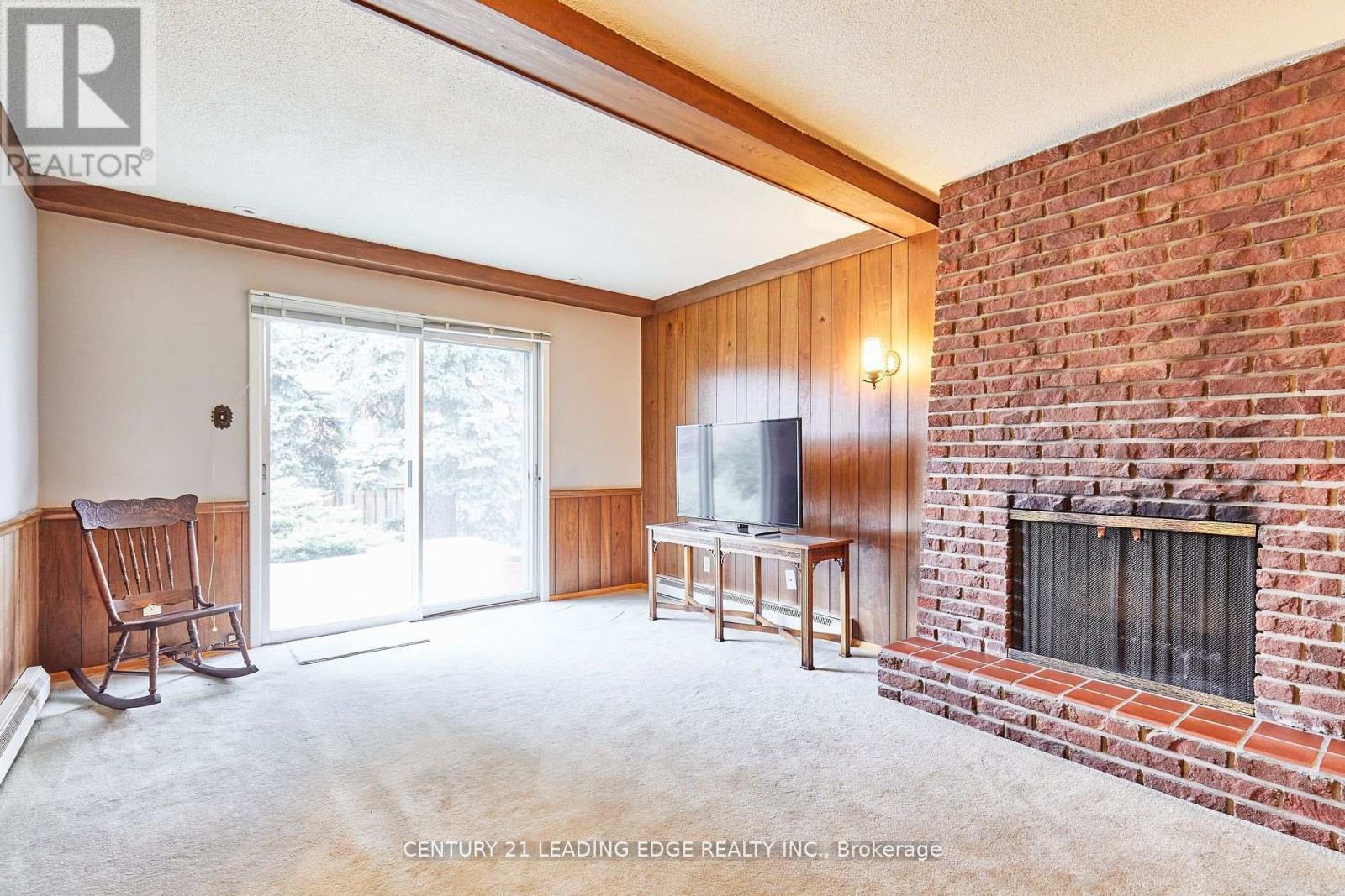24 Dunmurray Boulevard, Toronto, Ontario  M1T 2J9 - Photo 12 - E12144448