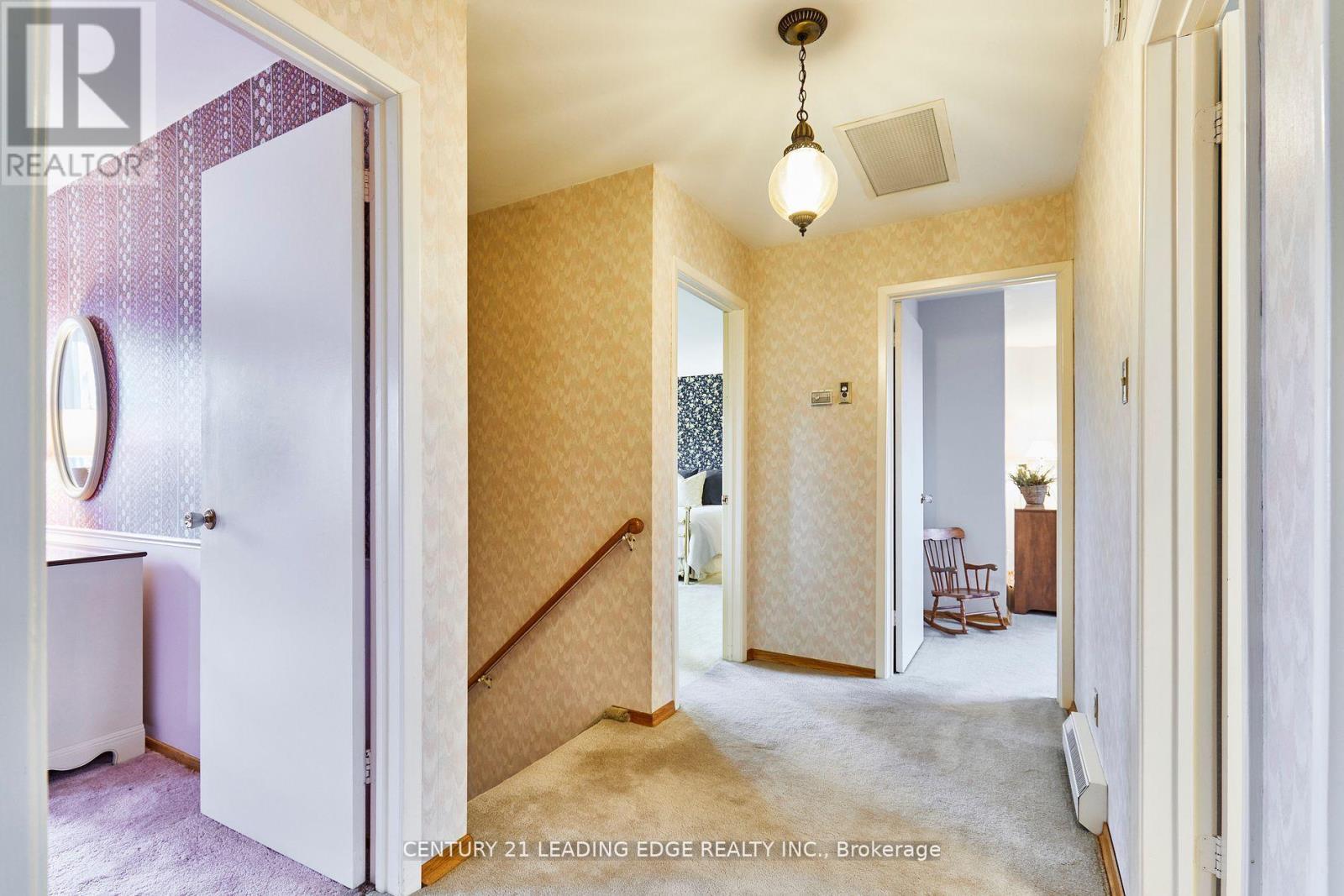 24 Dunmurray Boulevard, Toronto, Ontario  M1T 2J9 - Photo 17 - E12144448