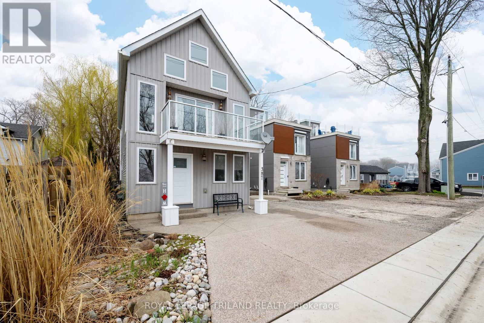 387 Front Street, Central Elgin, Ontario  N5L 1G2 - Photo 2 - X12107905