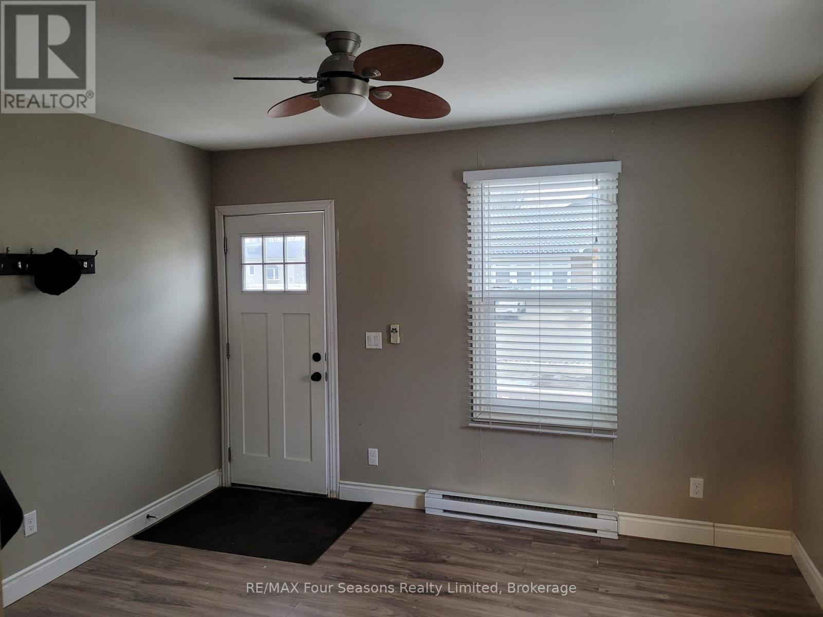 557 Catherine Street, Saugeen Shores, Ontario  N0H 2C1 - Photo 16 - X12144483