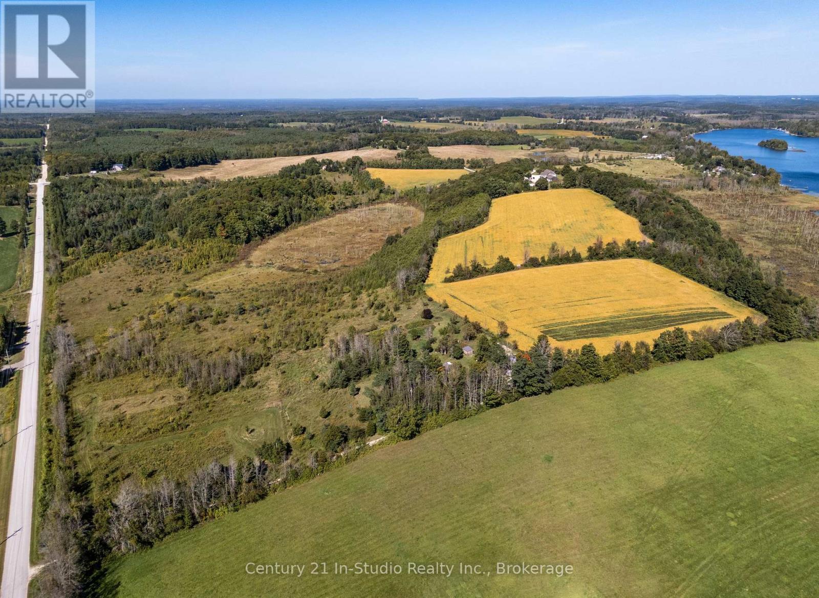 282 Elsinore Road, South Bruce Peninsula, Ontario  N0H 1A0 - Photo 10 - X12144486