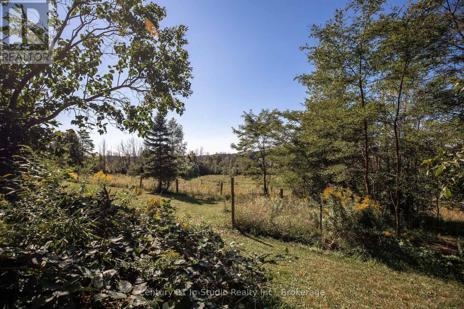 282 Elsinore Road, South Bruce Peninsula, Ontario  N0H 1A0 - Photo 20 - X12144486