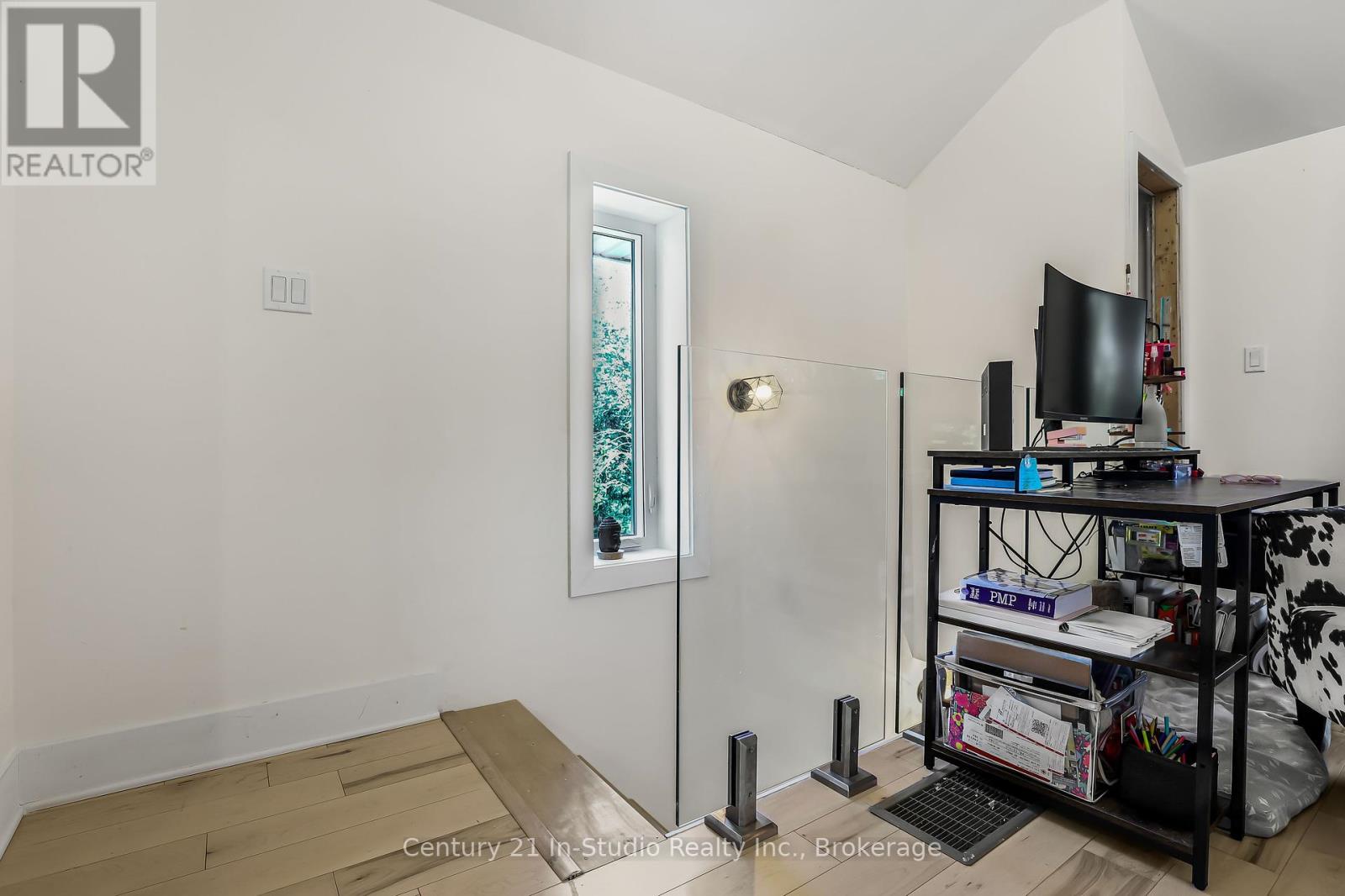 282 Elsinore Road, South Bruce Peninsula, Ontario  N0H 1A0 - Photo 35 - X12144486