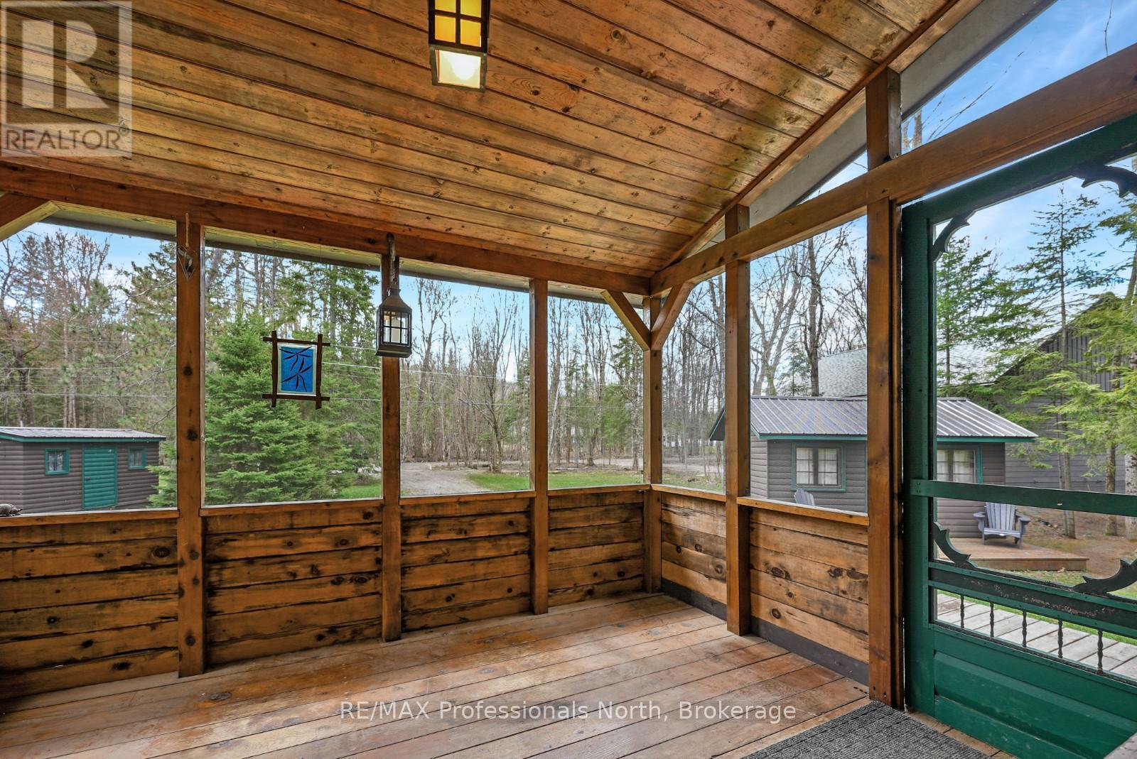 1070 Quail Run Lane, Minden Hills, Ontario  K0M 2A1 - Photo 4 - X12144603