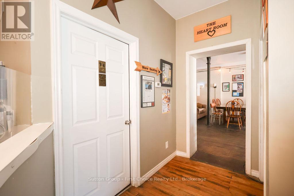 8 Woodstock Street N, East Zorra-Tavistock, Ontario N0B 2R0 - Photo 16 - X12144660