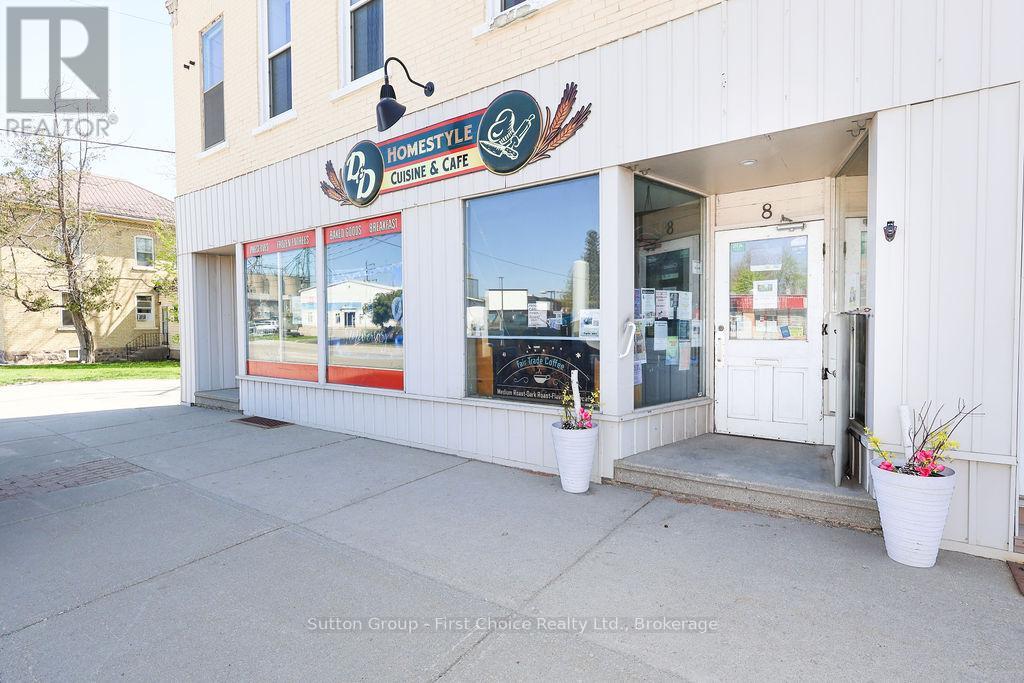 8 Woodstock Street N, East Zorra-Tavistock, Ontario N0B 2R0 - Photo 17 - X12144660