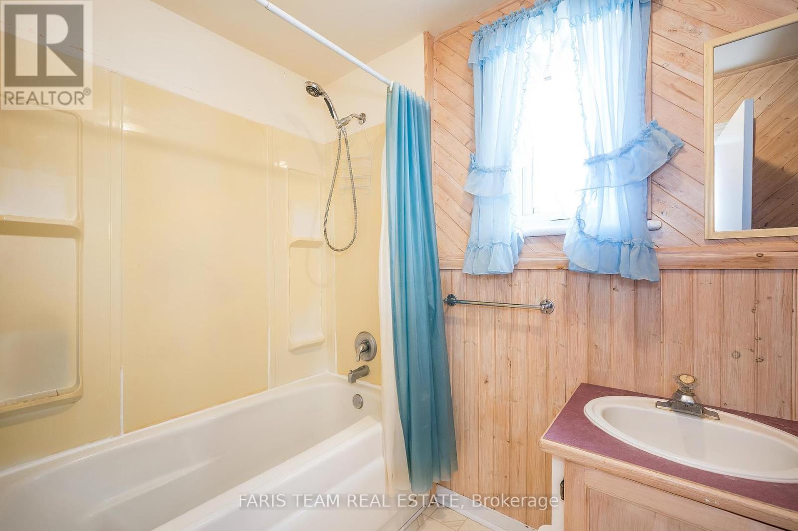 326 Lafontaine Road W, Tiny, Ontario  L9M 0H1 - Photo 24 - S12144393