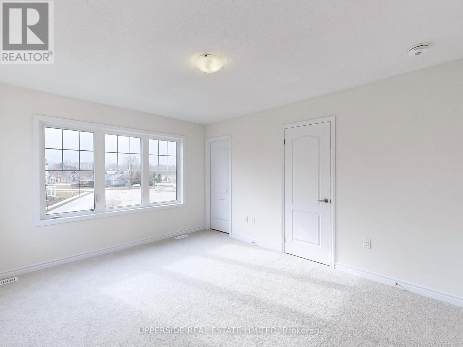 18 Lana Circle, Wasaga Beach, Ontario  L9Z 0L2 - Photo 16 - S12144533