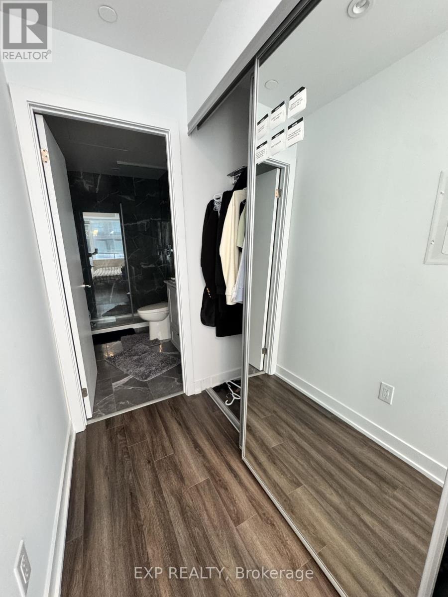 3911 - 1926 Lakeshore Boulevard W, Toronto, Ontario  M6S 1A1 - Photo 9 - W12144347