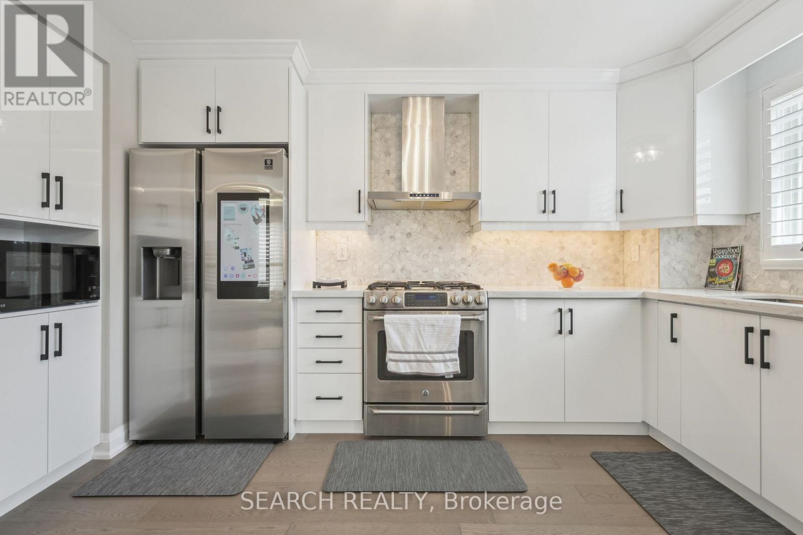 1151 Lindsay Drive, Oakville (Qe Queen Elizabeth), Ontario  L6M 3B7 - Photo 19 - W12144434
