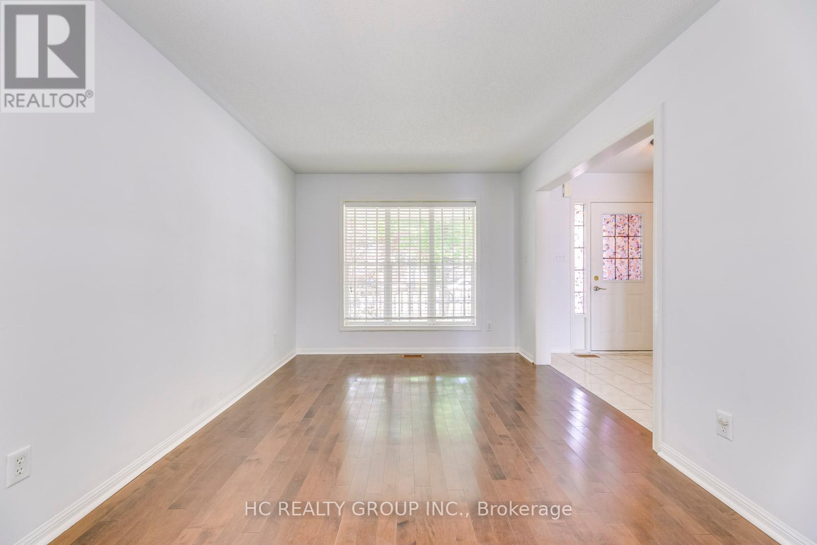 3045 Abernathy Way, Oakville (Bc Bronte Creek), Ontario  L6M 5C1 - Photo 10 - W12144452