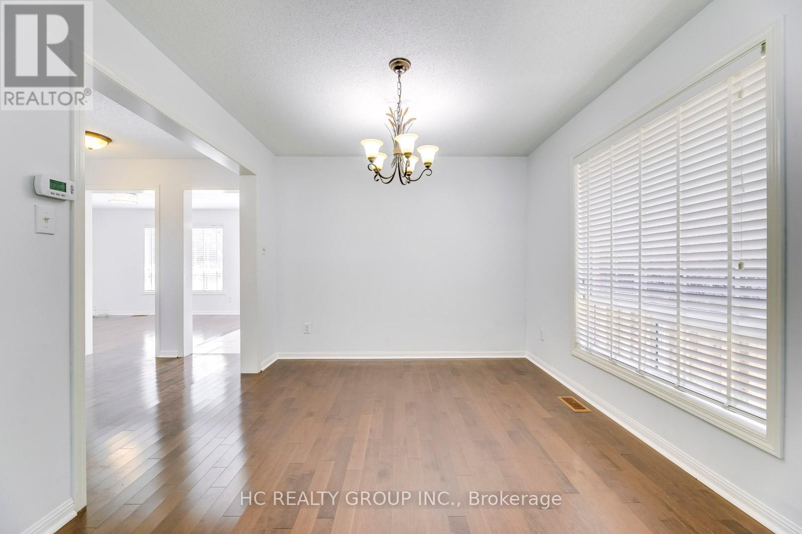 3045 Abernathy Way, Oakville (Bc Bronte Creek), Ontario  L6M 5C1 - Photo 11 - W12144452
