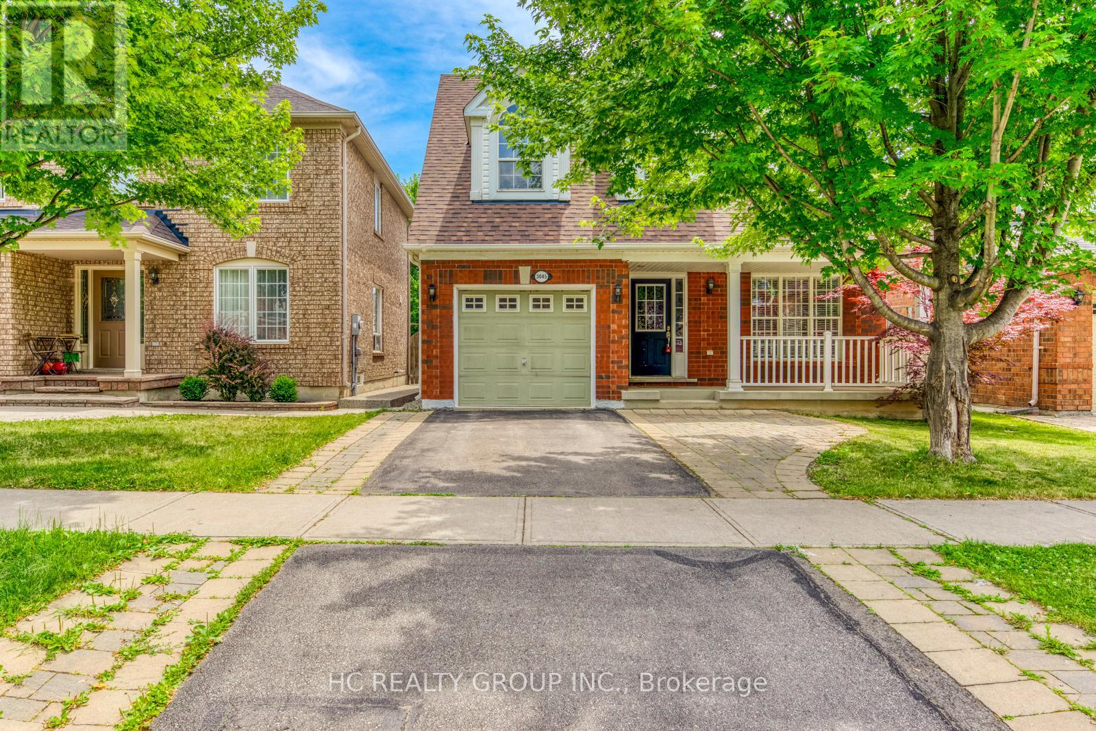 3045 Abernathy Way, Oakville (Bc Bronte Creek), Ontario  L6M 5C1 - Photo 3 - W12144452