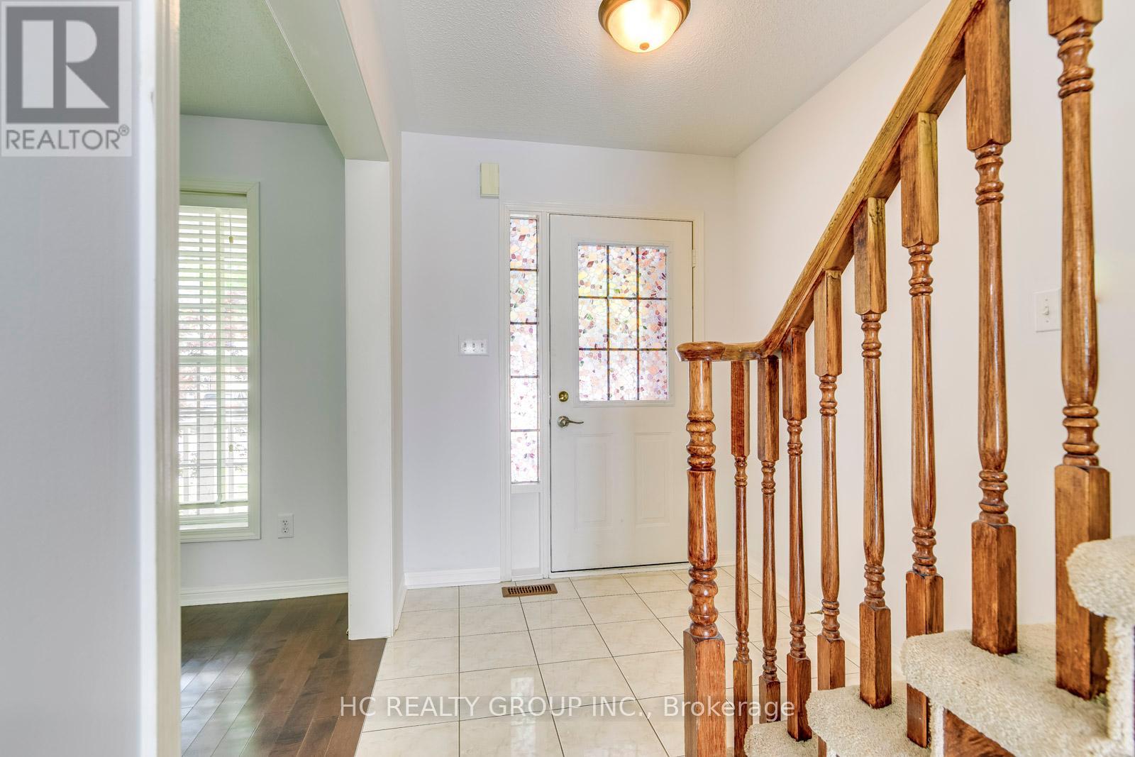 3045 Abernathy Way, Oakville (Bc Bronte Creek), Ontario  L6M 5C1 - Photo 7 - W12144452