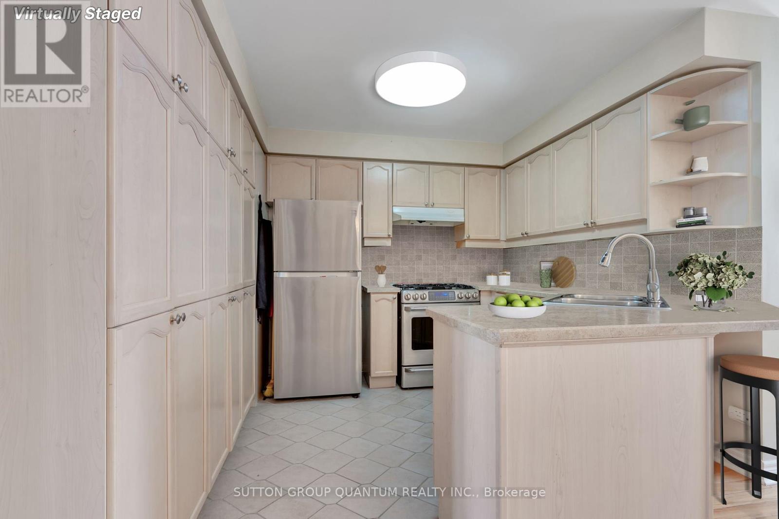 43 - 2250 Rockingham Drive, Oakville, Ontario  L6H 6J3 - Photo 10 - W12144517