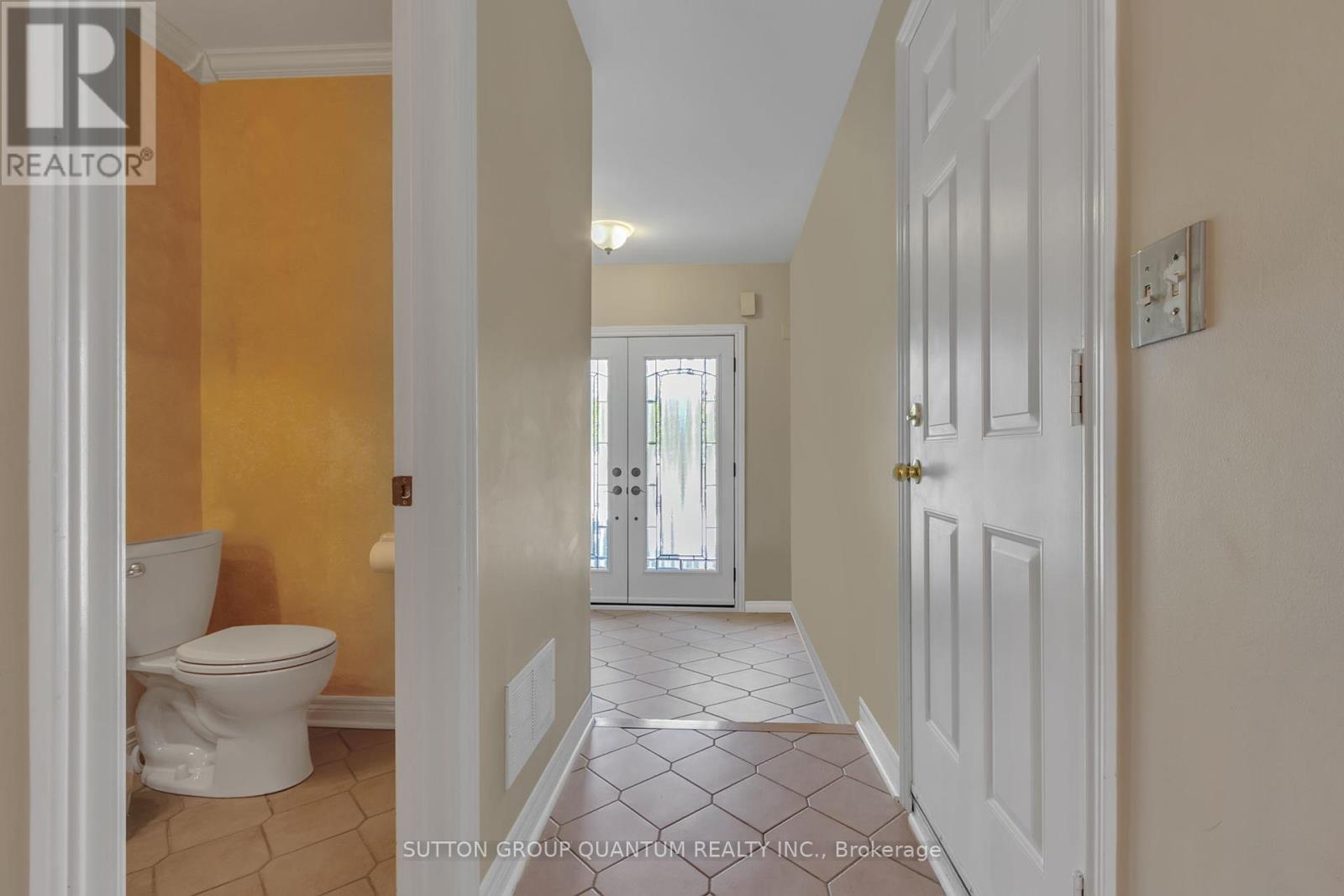 43 - 2250 Rockingham Drive, Oakville, Ontario  L6H 6J3 - Photo 7 - W12144517