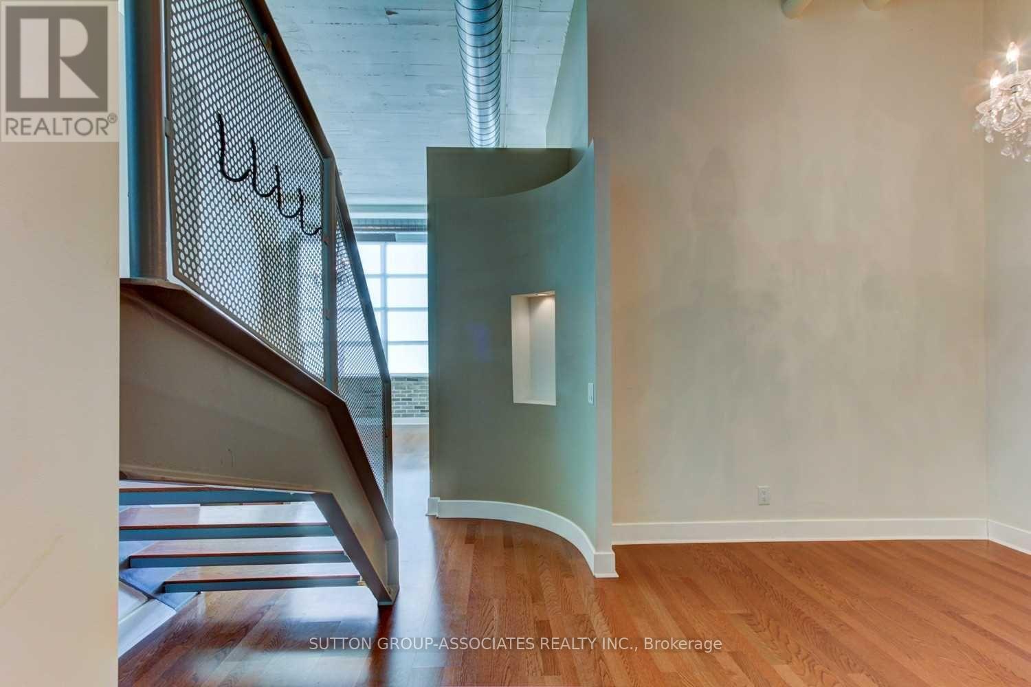 209 - 1001 Roselawn Avenue, Toronto, Ontario  M6B 4M4 - Photo 16 - W12144541