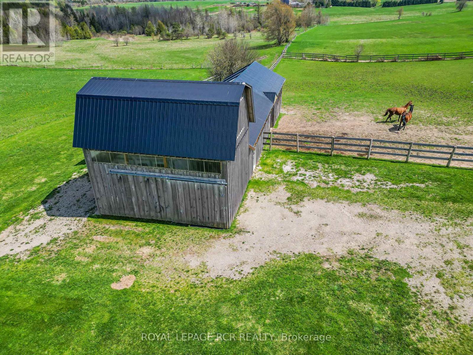 071533 10th Line, East Garafraxa, Ontario  L9W 7A1 - Photo 7 - X12144411