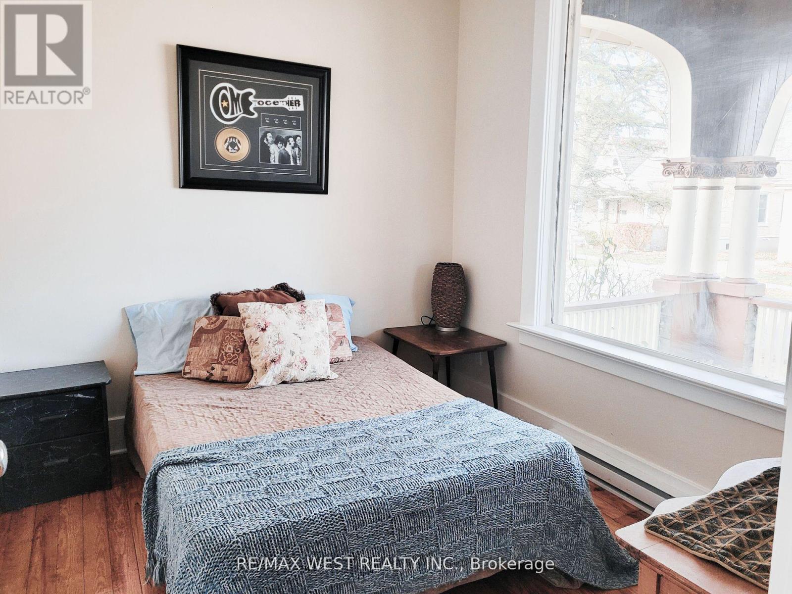 52 Becher Street, London South, Ontario  N6C 1A5 - Photo 6 - X12144417