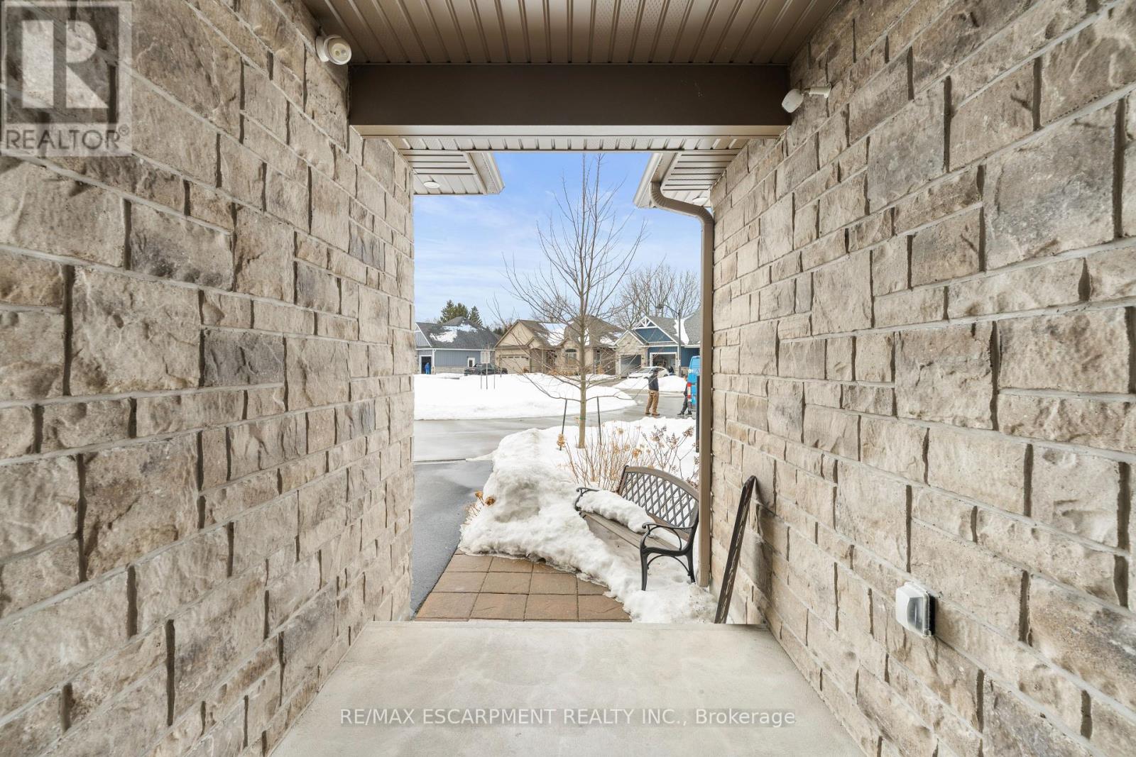 Property at 8 - 3545 CAMPDEN ROAD image 2