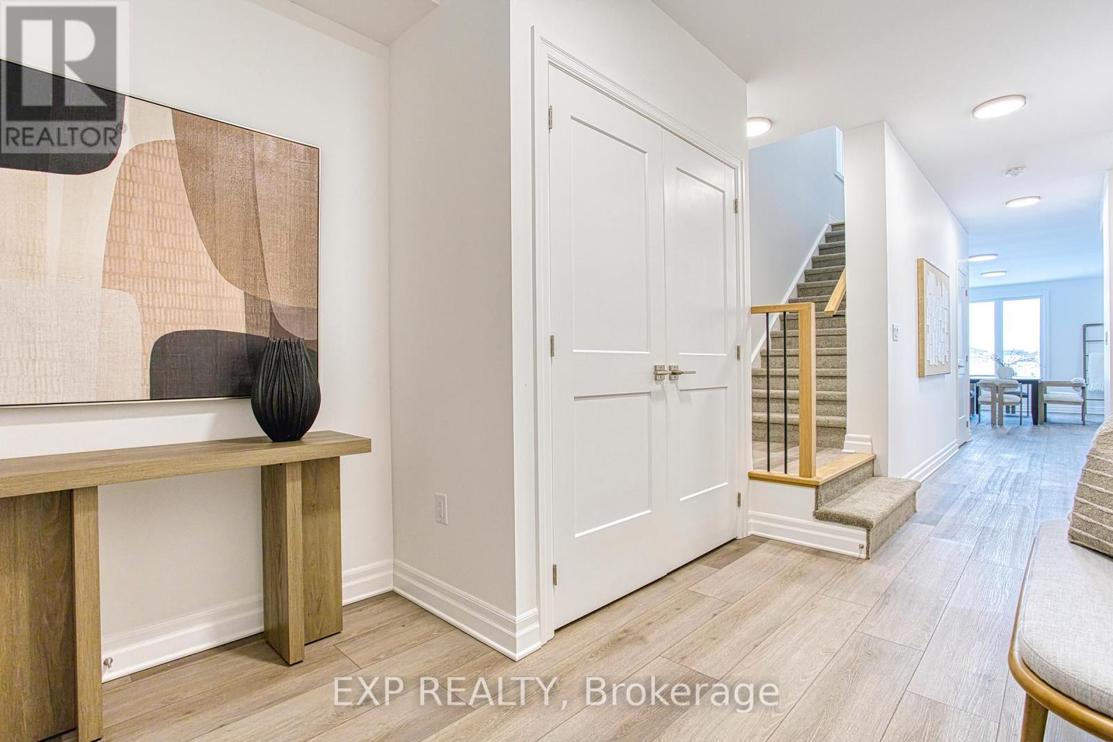Property at 7487 SPLENDOUR DRIVE image 4