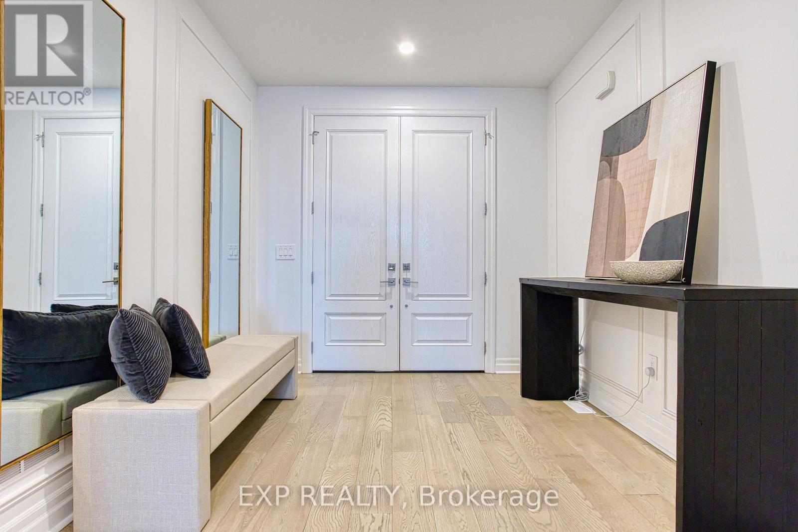 Property at 7543 SPLENDOUR DRIVE image 5