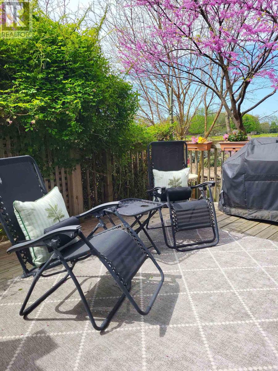 61 Frontier Drive, Niagara-On-The-Lake, Ontario  L0S 1J0 - Photo 22 - X12084805