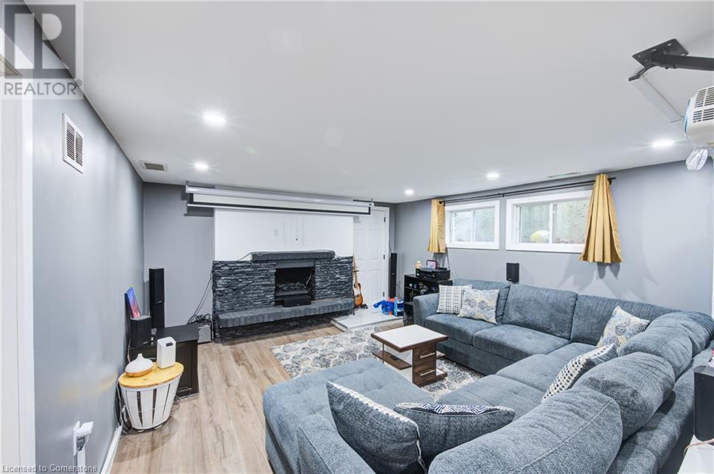 166 Elm Street, St. Thomas, Ontario  N5R 1J3 - Photo 15 - 40728052