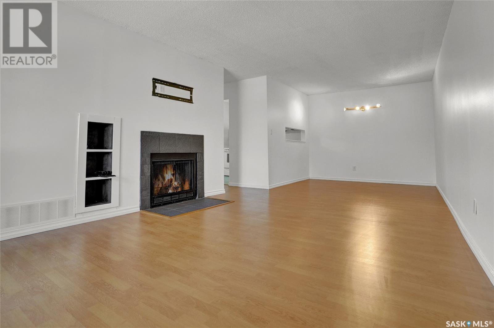 Property at 182 Gore PLACE image 5