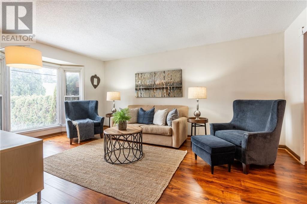 Property at 687 PENNY Lane image 4