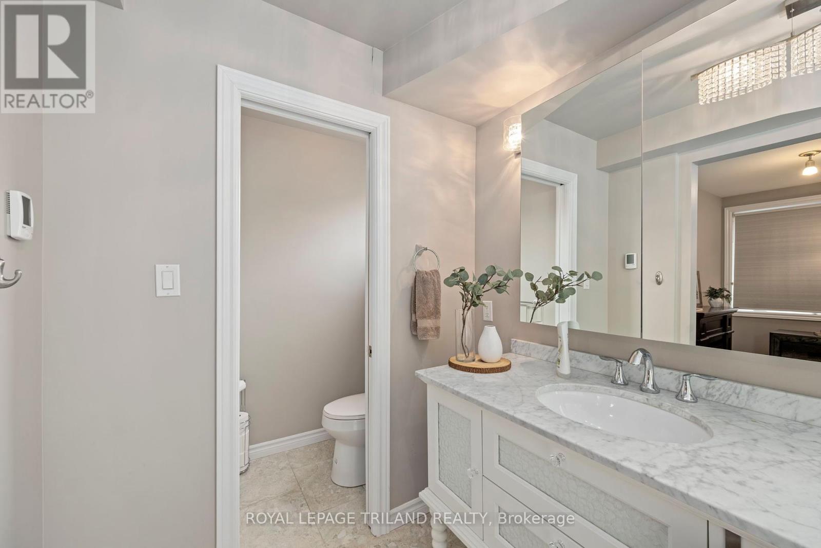 387 Front Street, Central Elgin, Ontario  N5L 1G2 - Photo 27 - X12107905