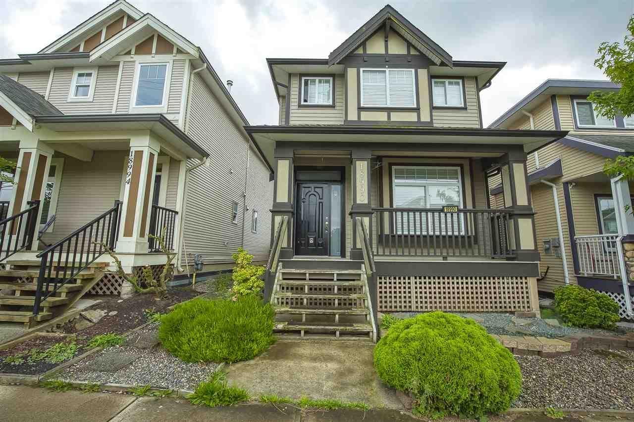 18990 72 AVENUE, surrey, British Columbia