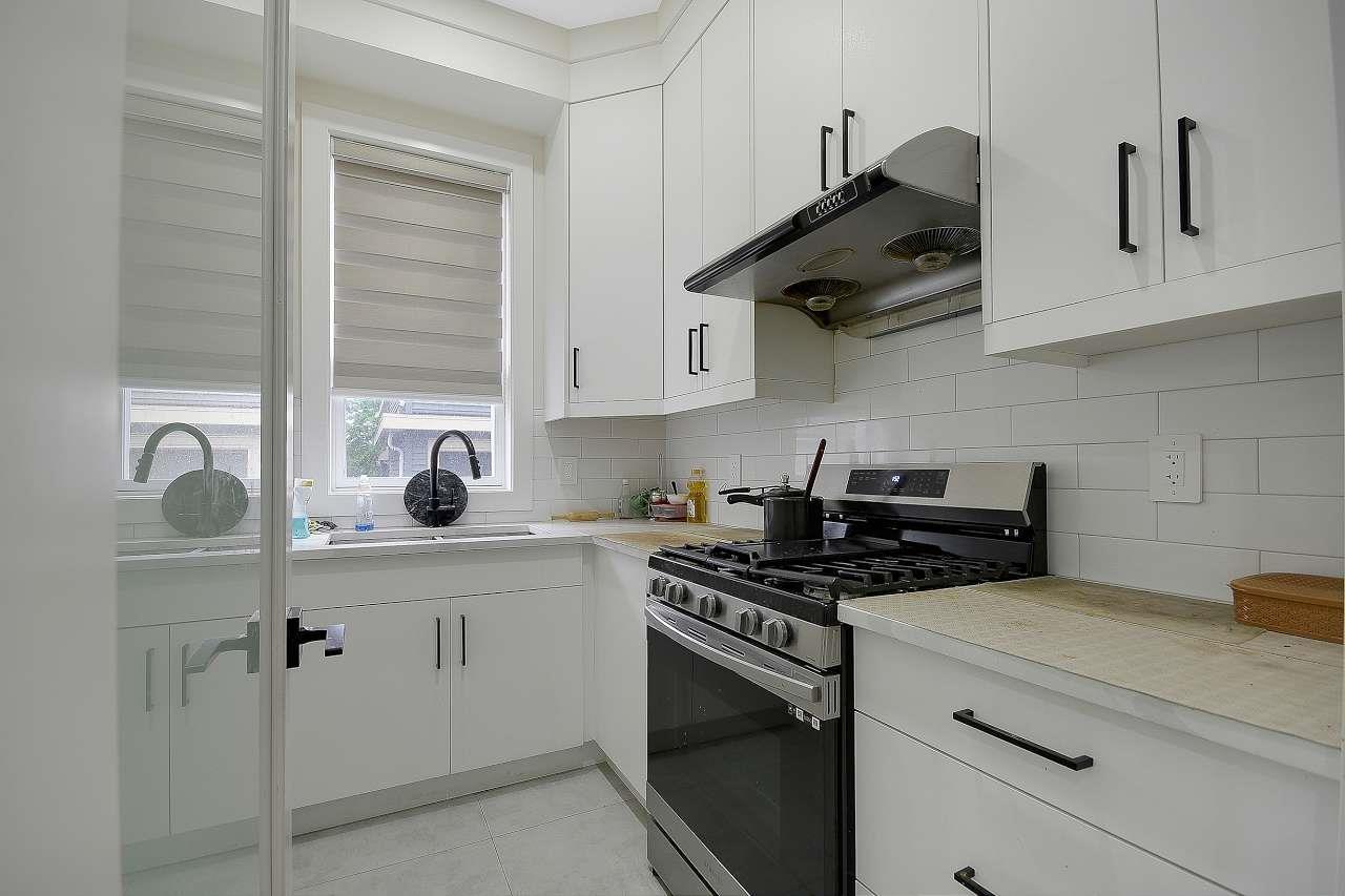 Property at 19121 67 AVENUE image 5