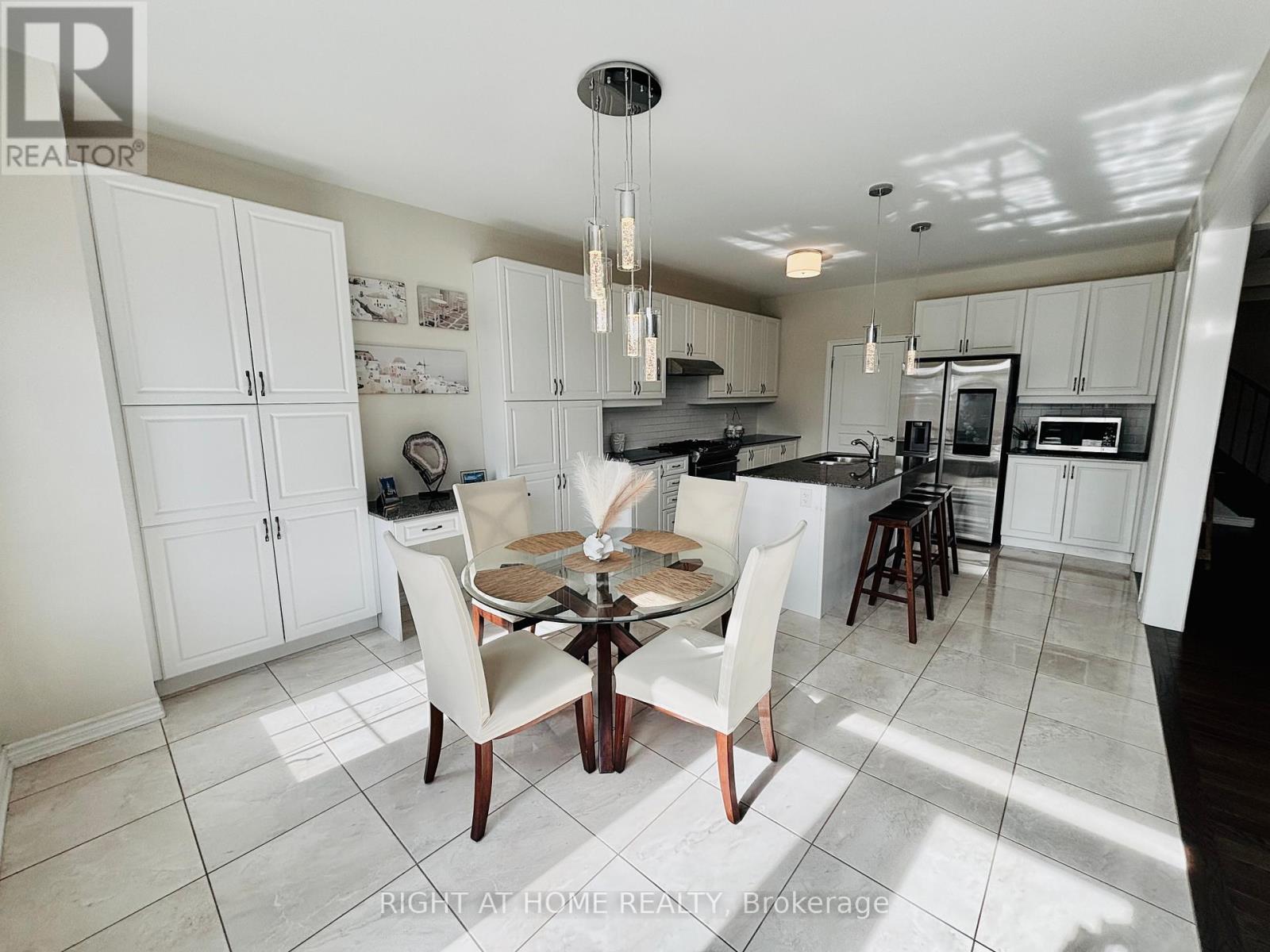 27 Roy Road, New Tecumseth, Ontario  L0G 1W0 - Photo 15 - N12061099