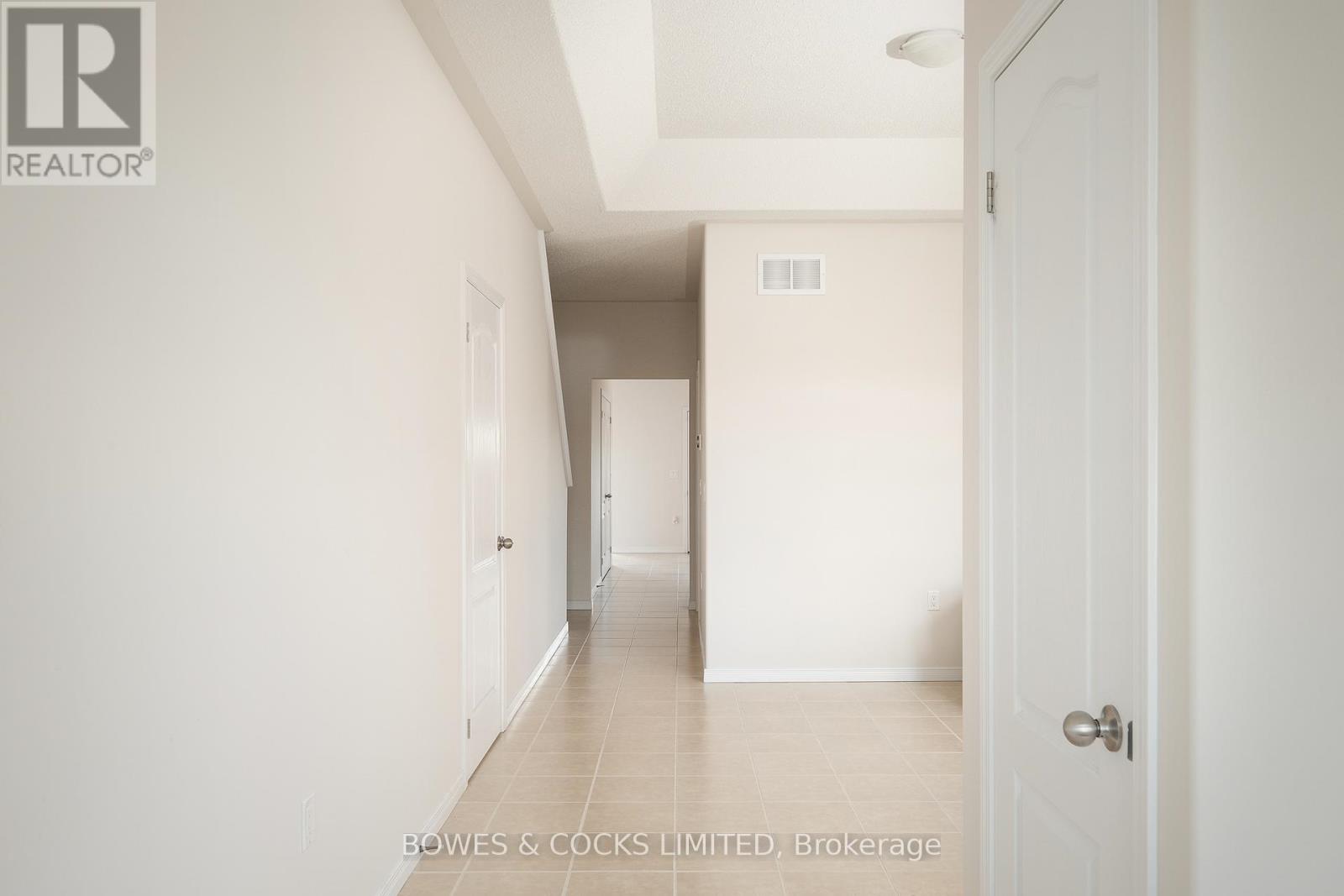 Property at 941 AVERY AVENUE image 4