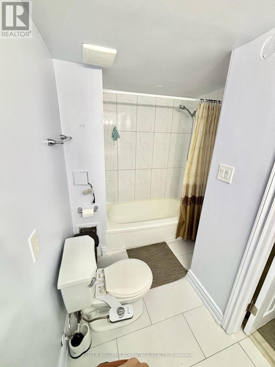 4139 Dursley Crescent, Mississauga, Ontario  L4Z 1J6 - Photo 10 - W12143203