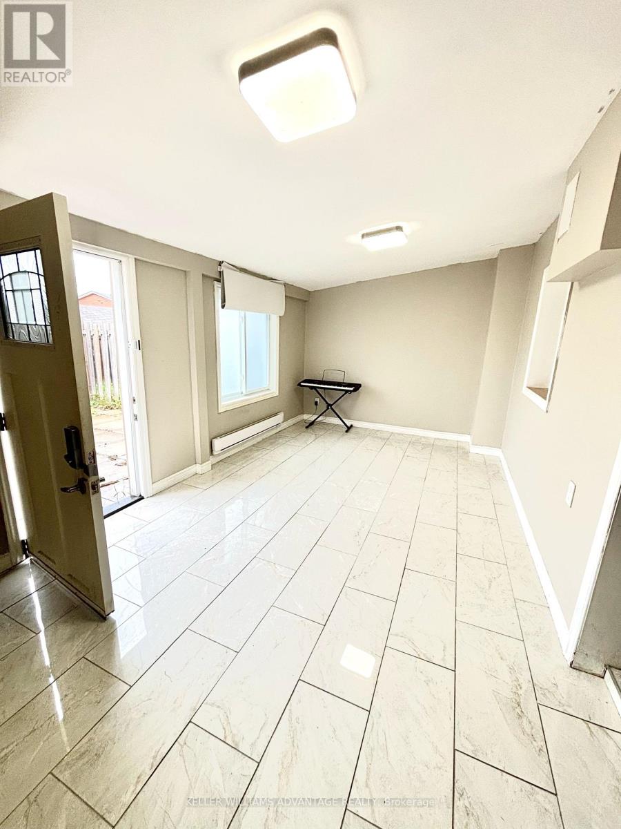 4139 Dursley Crescent, Mississauga, Ontario  L4Z 1J6 - Photo 8 - W12143203