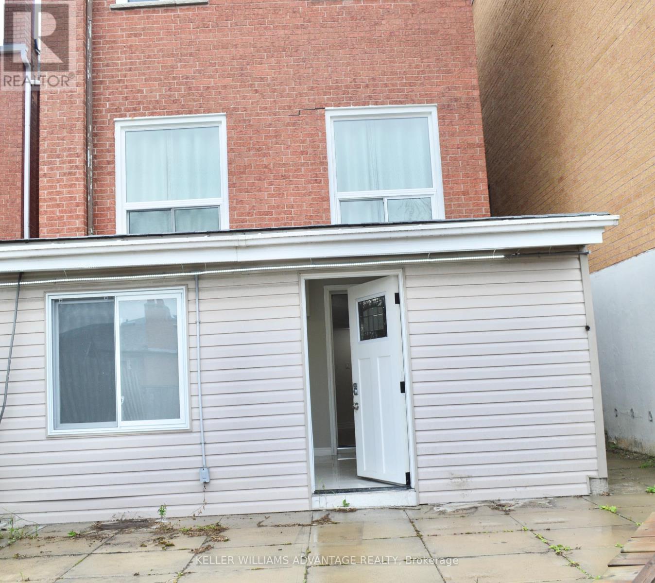 4139 Dursley Crescent, Mississauga, Ontario  L4Z 1J6 - Photo 2 - W12143203