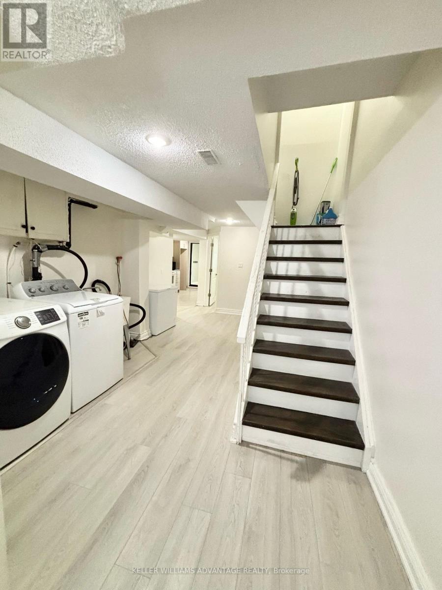 4139 Dursley Crescent, Mississauga, Ontario  L4Z 1J6 - Photo 5 - W12143203