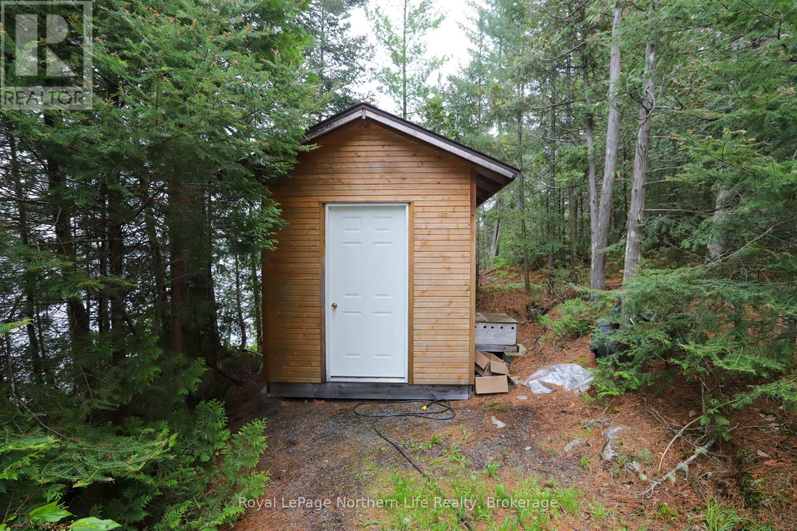 C - 28 Cassels Lake Island, Temagami, Ontario  P0H 2H0 - Photo 33 - X12144737