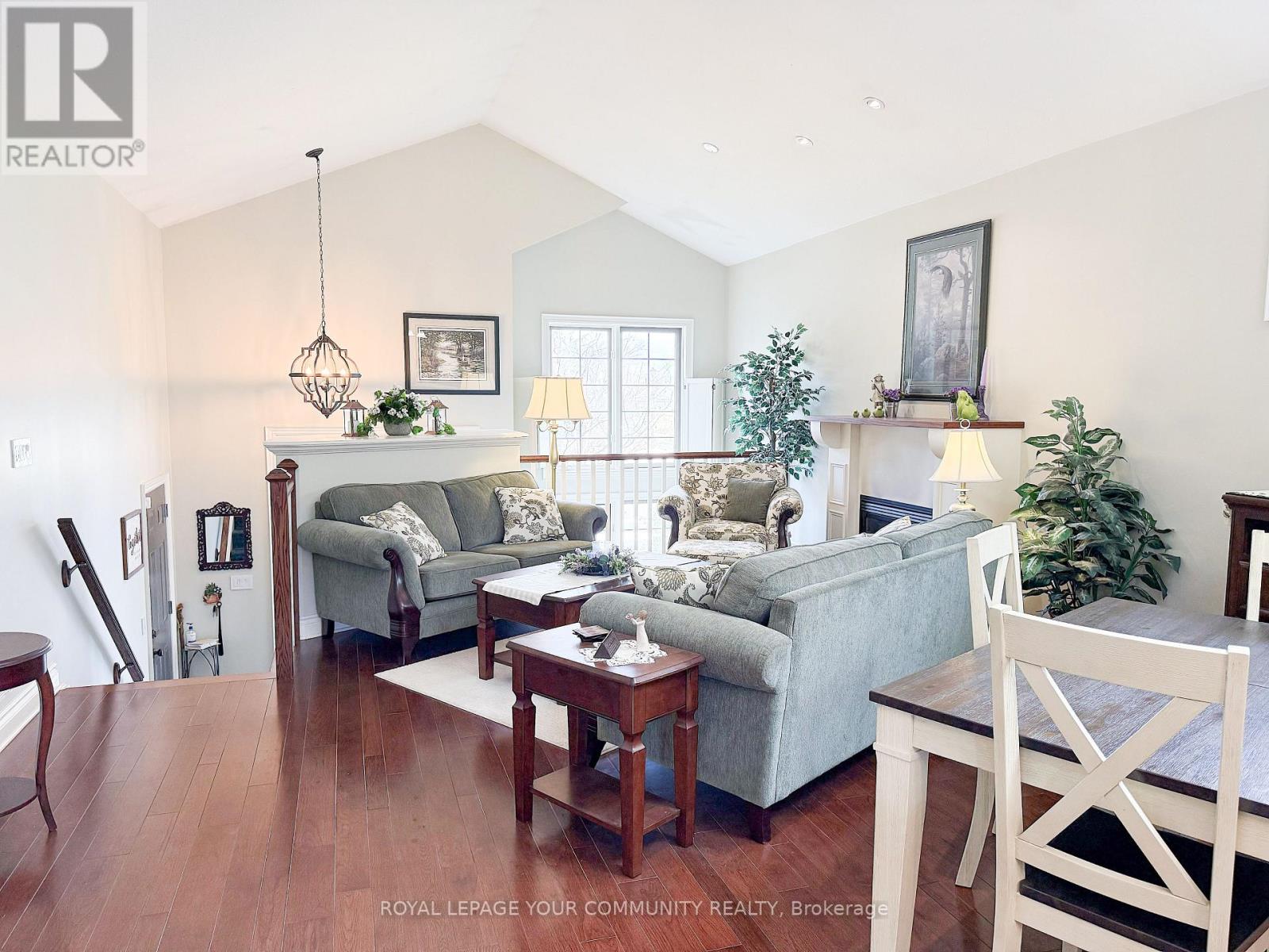 61 Frontier Drive, Niagara-On-The-Lake, Ontario  L0S 1J0 - Photo 8 - X12084805