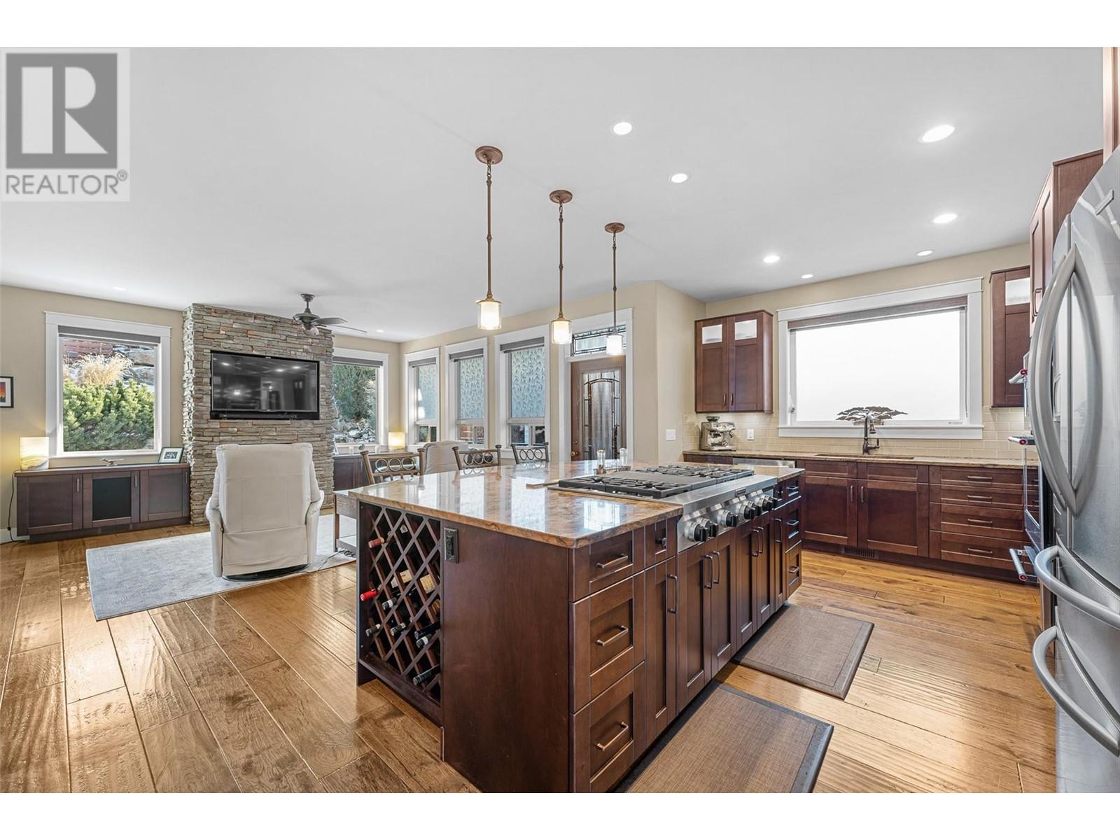 5090 Twinflower Crescent, Kelowna, British Columbia  V1W 5L8 - Photo 8 - 10335576