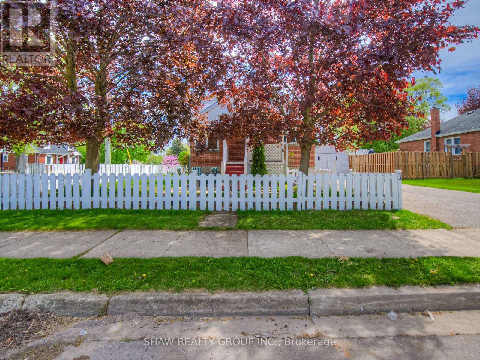 1 Francis Street, Cambridge, Ontario  N1S 1Z6 - Photo 2 - X12144023